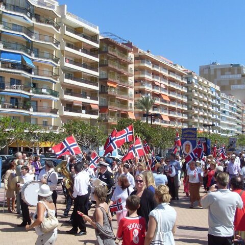 d8fda0371be581dfc76a5fbdf13bdda7.jpg?t%5