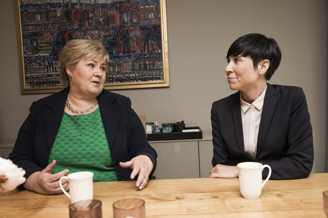 <p>GIR STORTINGET INFORMASJON: Statsminister Erna Solberg (t.v.) og forsvarsminister Ine Eriksen Søreide lover at Stortinget skal få den informasjonen de trenger for å behandle saken om objektsikring.</p>