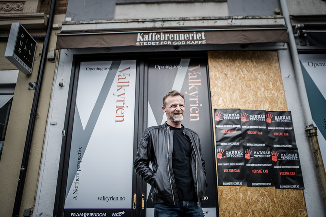 <p>STENGT: Jo Nesbøs faste skrivebule gjennom 17 år ble spikret igjen i februar i år - fordi bygården skal totalrenoveres. Her skrev Jo Nesbø store deler av «Snømannen».</p>