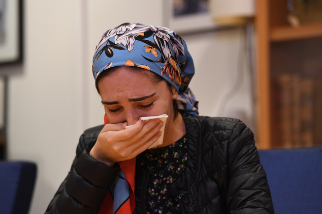 <p>MAMMA I SORG: Fatima Sulejmaneva er fra seg etter at sønnen hennes døde torsdag. </p>
