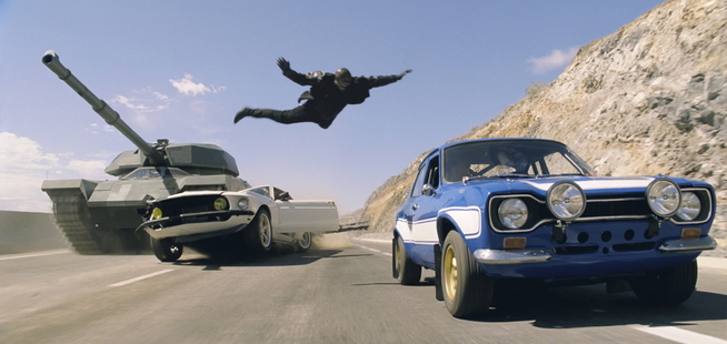 <p>STUNT: Ett av de mange stuntene i den sjette filmen, «Furious 6», som kom i 2013.</p>
