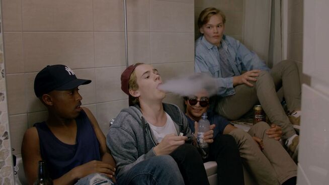<p>VESTKANTSFEST: IN the føthe first clip is the gang på fix a place på Oslo west.</p>