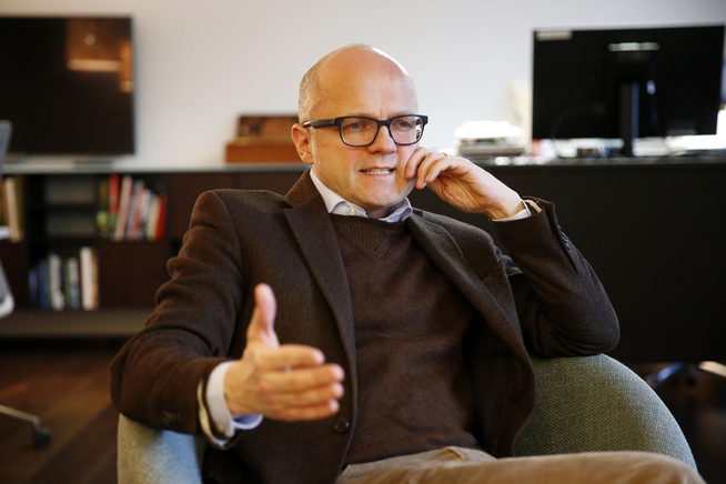 <p>REAGERTE: klima- og miljøministeren Vidar Helgesen (H) twitret mens Listhaug snakket på radio om innsamlingsaksjonen.</p>