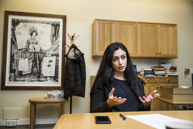<p>IKKE MED PÅ SV-KRAV: Hadia Tajik understreker at et snarlig atomvåpen-forbud ikke er Ap sin politikk.</p>