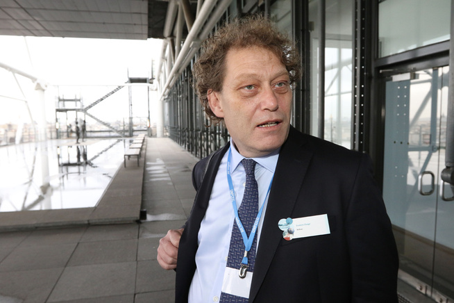 <p>MÅ TREKKES: – Direktoratet setter her oljeministeren ettertrykkelig på plass. Brevet plukker fra hverandre olje- og energidepartementets fagarbeid og gir bare én konklusjon, konsesjonsrunden må trekkes tilbake av regjeringen, mener Bellona-leder Frederick Hauge. </p>