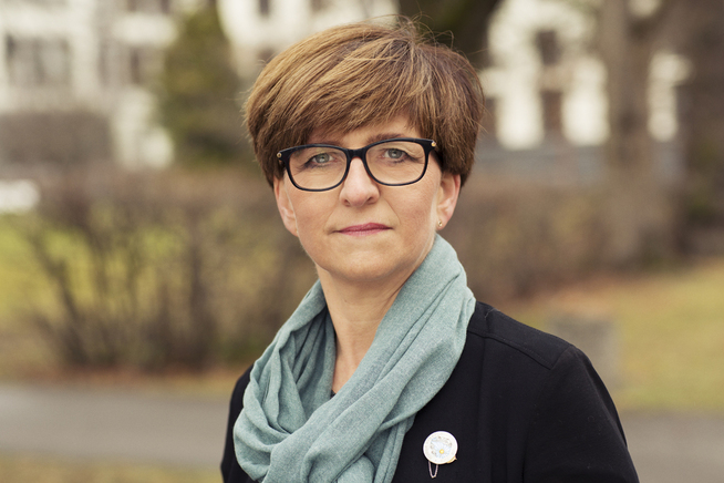 <p>FEILSLÅTT: Leder i Sykepleierforbundet, Eli Gunhild Bye, mener det er umulig å løse sykehusenes utfordringer ved å kreve at de skal være enda mer effektive.</p>
