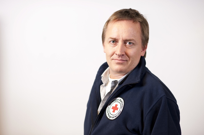 <p>LEDER: Mads Harlem er leder av Folkerettsseksjonen i Norges Røde Kors.</p>
