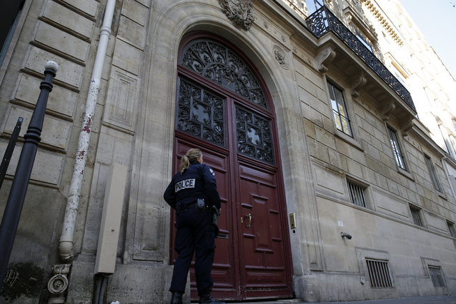 <p>LUKSUSLEILIGHETER: Kim Kardashian bodde her i Rue Tronchet sentralt i Paris.</p>
