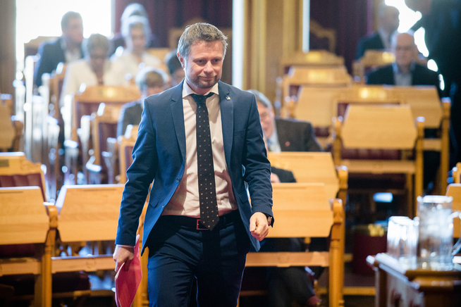 <p>MÅ SVARE: Helse- og omsorgsminister Bent Høie (H) redegjør om tvangsmiddelbruk i psykisk helsevern på Stortinget onsdag.</p>