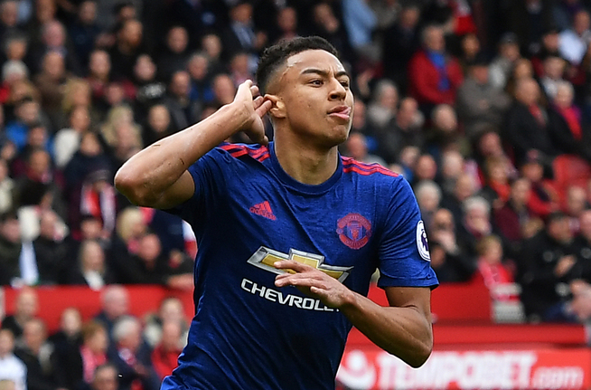 <p>TUNGE: Jesse Lingard scoret et nydelig mål.</p>