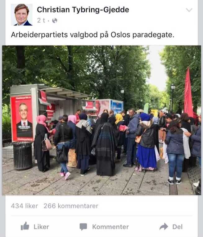 <p>INNLEGGET: Dette innlegget postet Frp-politiker Christian Tybring-Gjedde på Facebook-siden sin, men skrev ikke at gruppen mennesker var elever i en voksenopplæringsklasse.</p>