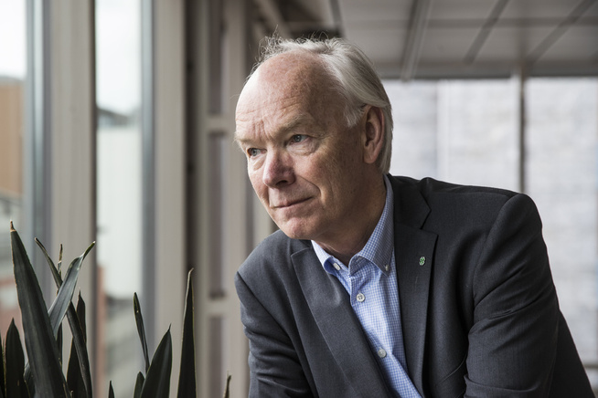 <p>KRITISK: Per Olaf Lundteigen (Sp) slår hardt ned på Hauglies forslag om ny hjemmel for bemanningsbyråene.</p>