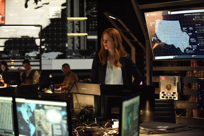 <p>SJEFENS KVALER: Miranda Otto som Rebecca Ingram i «24: Legacy». Hun sliter med å gi slipp på jobben som CTU-sjef.</p>