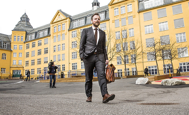 <p>WILL HAVE the CORRECT FIGURES: education ms. Torbjørn Røe Isaksen (H) pictured after he put forward proposals for combating bullying på Isa school in Oslo last winter.</p>