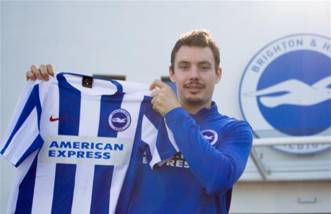 <p>ENGLANDRETUR: Vegard Forren (29) prøver på ny lykken i Sør-England, denne gangen i Brighton. Trolig gjenstår kun ni kamper av sesongen til den Premier League-jaktende klubben.</p>