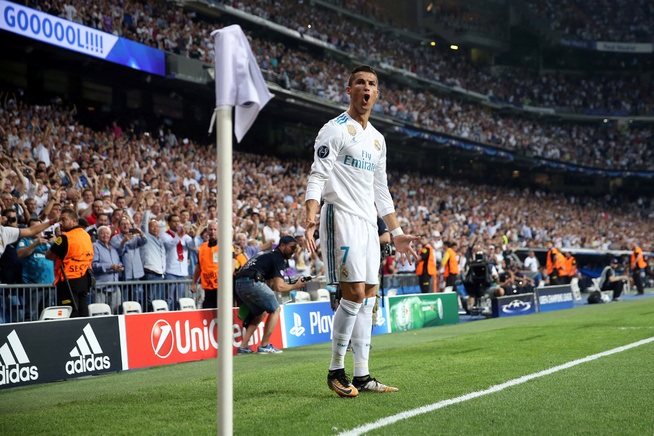 <p>BACK ON TRACK: Cristiano Ronaldo scoret kampens to første mål.</p>