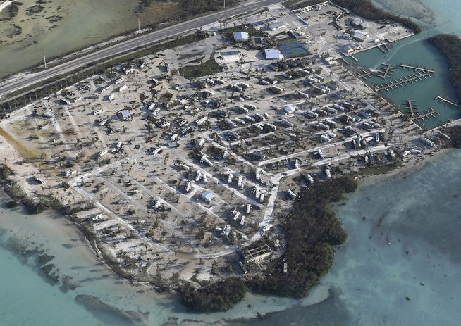 <p>TATT AV VINDEN: Denne husvogn-parken på Florida Keys ble destruert av orkanen Irma i september. </p>