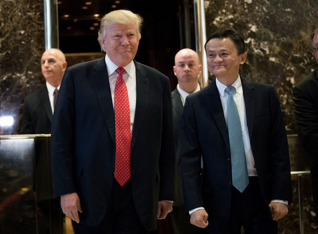 <p>GLOBALISERING: Kinesisk mangemilliardær Jack Ma møtte nylig president Trump og har tatt til ordet for at globalisering er fremtiden.</p>