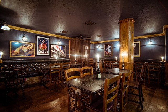 <p>STORT UTVALG: Vinmenyen er både lang og bred på Bon Vivant. Foto: Restauranten.</p>
