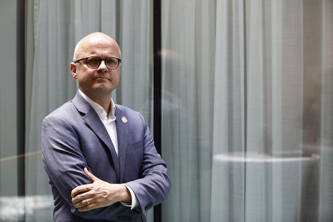 <p>LANGTIDSVARSEL: Klimaminister Vidar Helgesen (H) sier at Norge må regne med mer ekstremvær, og dermed også mer skade.</p>