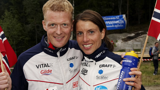 <p>TOPPIDRETSPAR: Anne Margrethe Nordberg Hausken og Anders Nordberg (t.v.) avbildet i forbindelse med et verdenscupløp på Siggerud i 2008.</p>