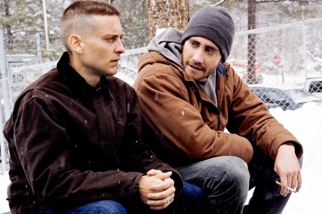 <p>KOLLEGER OG VENNER: Tobey Maguire og Jake Gyllenhaal i «Brothers»</p>