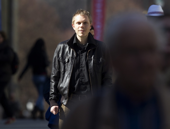 <p>ØKNING: Seniorrådgiver Ole Christian Lien i NAV sier de utbetaler mer i dagpenger nå enn på mange år.</p>