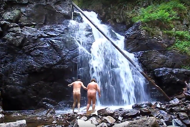 <p>NYE TILBUD: Bildet er fra en av turene til Asker og Bærum naturistforening til Storfossen i Asdøljuvet i Lierdalen.</p>