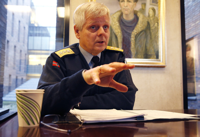 <p>NYE ANSLAG: Etterretningssjefen, Morten Haga Lunde, anslår at den russiske Zapad-øvelsen kan bli langt større enn det Russland har varslet NATO om.</p>