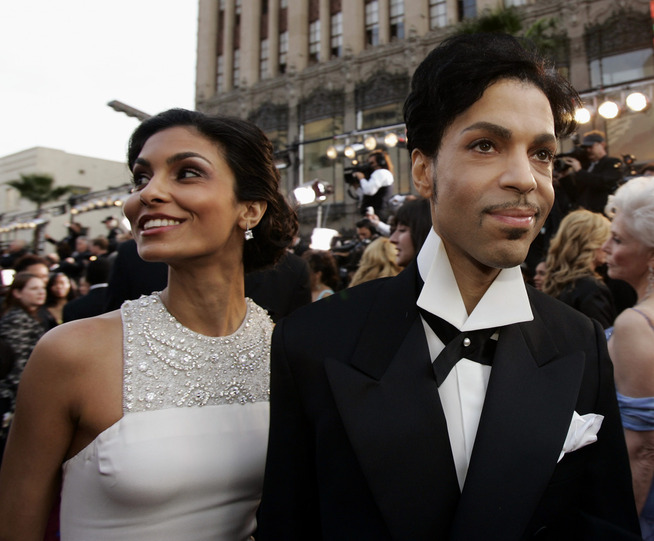 & lt; p & gt; WAS MARRIED: Prince and his dav & # xE6; rendering wife Manuela Testolini photographed in connection with the Academy Awards in 2005. & lt; / p & gt;