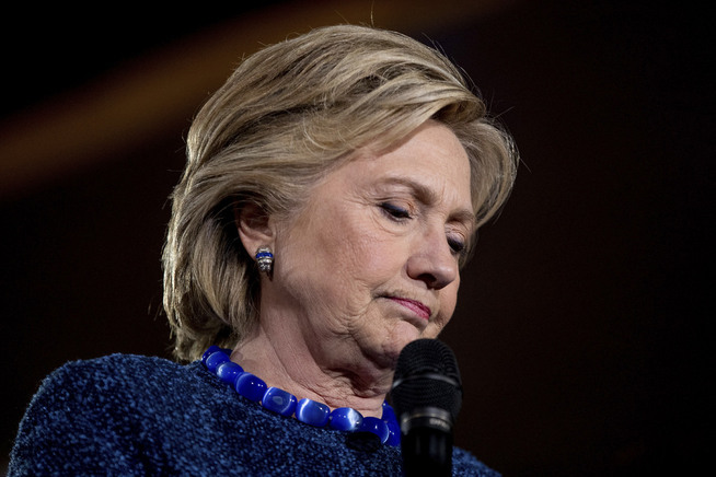 <p>KNUSENDE NEDERLAG: Trump skulle være Clintons drømmemotstander. Ingen av republikanernes kandidater var like upopulære. Likevel endte det med et knusende nederlag for demokratenes lederkandidat.</p>